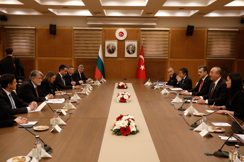 Турция ще построи паметник на убития български граничар Петър Бъчваров, съобщи председателят на Народното събрание Вежди Рашидов