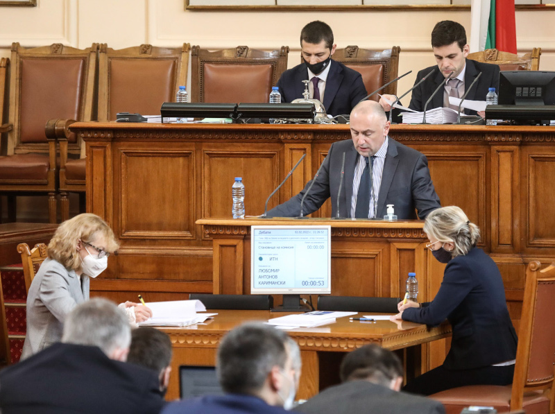 Народното събрание прие на второ четене промени в Закона за акцизите и данъчните складове